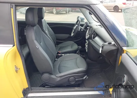 2008 Mini Cooper Clubman z USA, uszkodzony, nr VIN WMWML33518TN68105